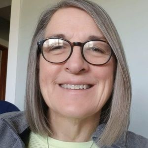 Meet your Posher, Pamela